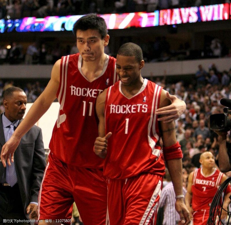 博努奇：我坚信加图索带领国家队走的是正确道路（博努奇坚信：加图索正引领国家队走在正确轨道上）