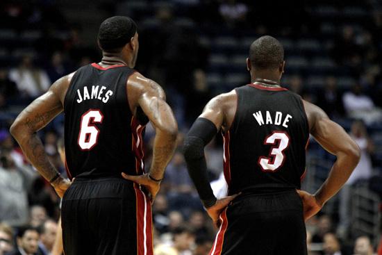 邮报：曼联希望姆伯莫等人对伯恩茅斯后去非洲杯，将进行谈判（邮报：曼联希望姆伯莫等人对阵伯恩茅斯后再赴非洲杯，将展开谈判）