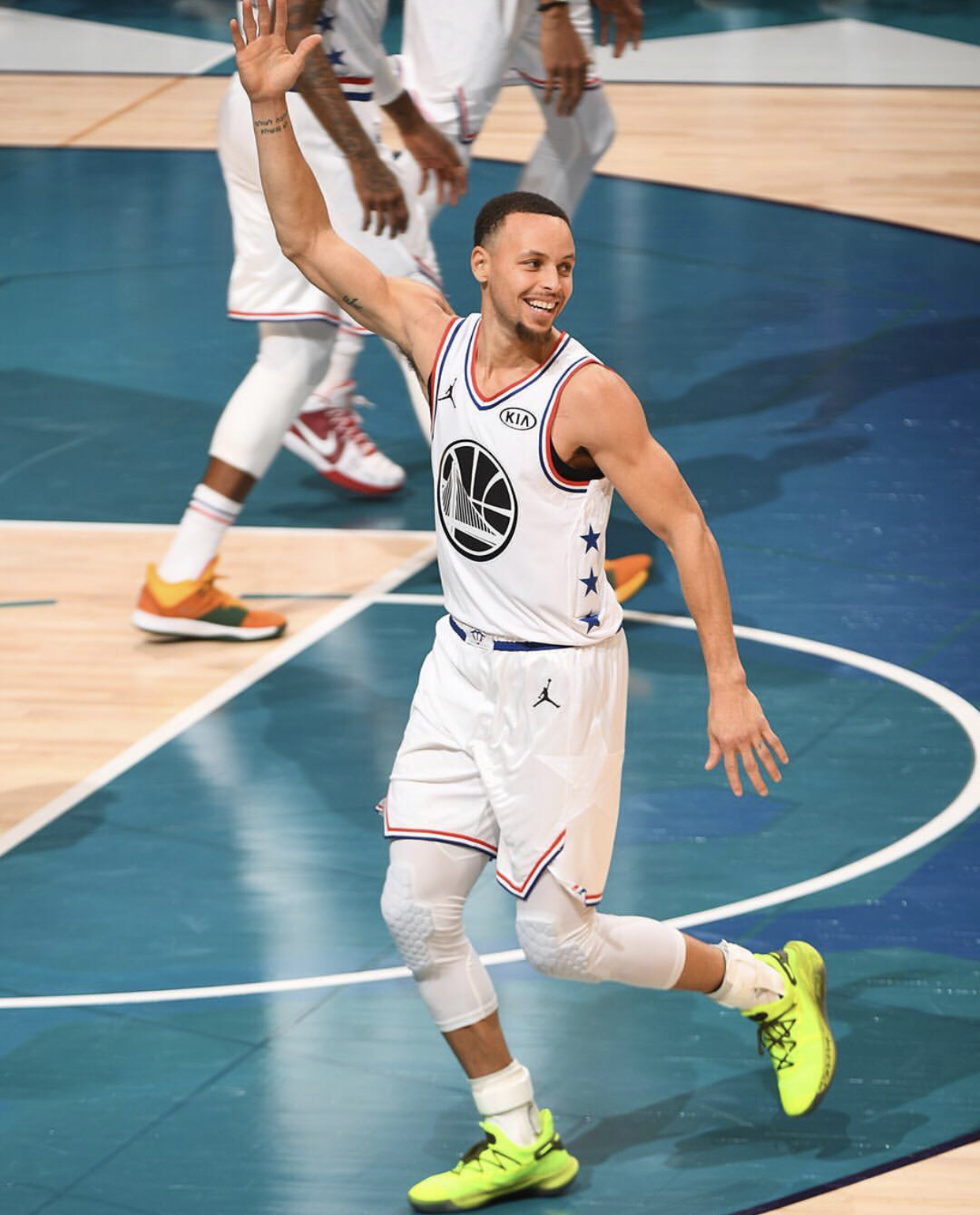 阿森纳终结连续18场不败，上次输球英超0-1利物浦（阿森纳18场不败告终，上一次失利为英超0比1不敌利物浦）