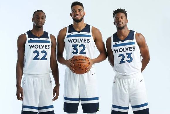 2K26能力值更新：哈登+1升至90，詹姆斯-2跌至92（2K26能力值调整：哈登上调至90，詹姆斯下调至92）